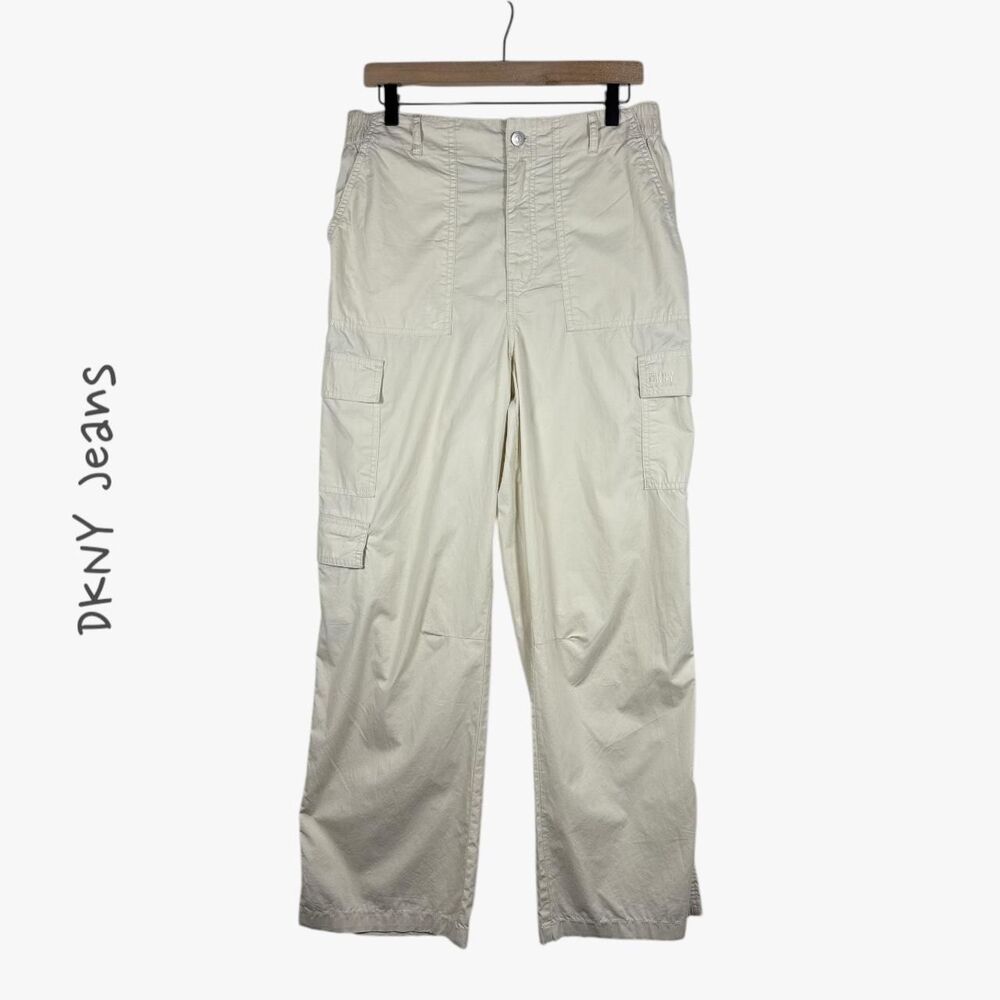DKNY Jeans Women's Elastic Waist Cargo Pants in Cream Size M Streetwear